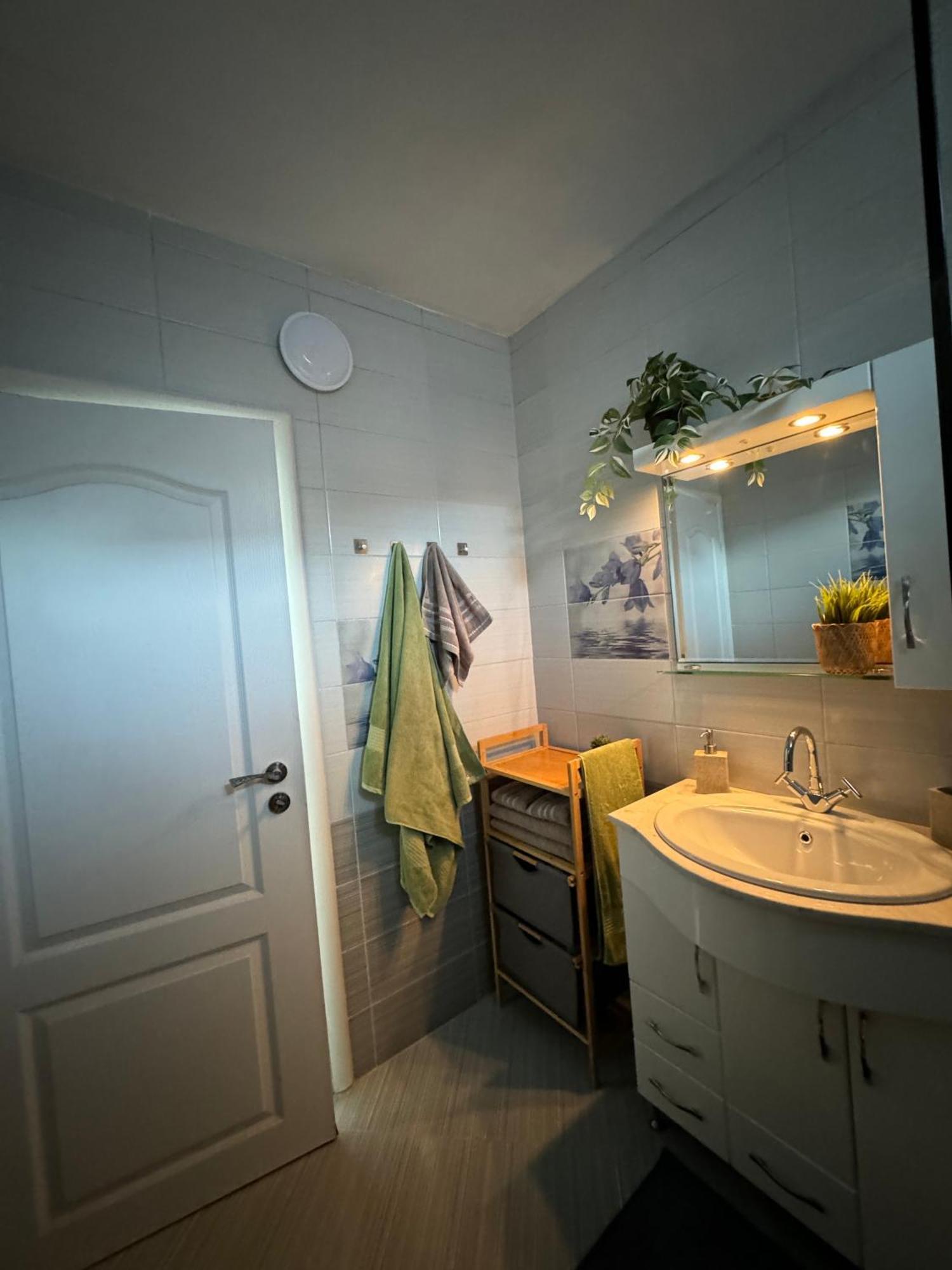 Kakavanen'S Sea View Apartment Balchik Bagian luar foto